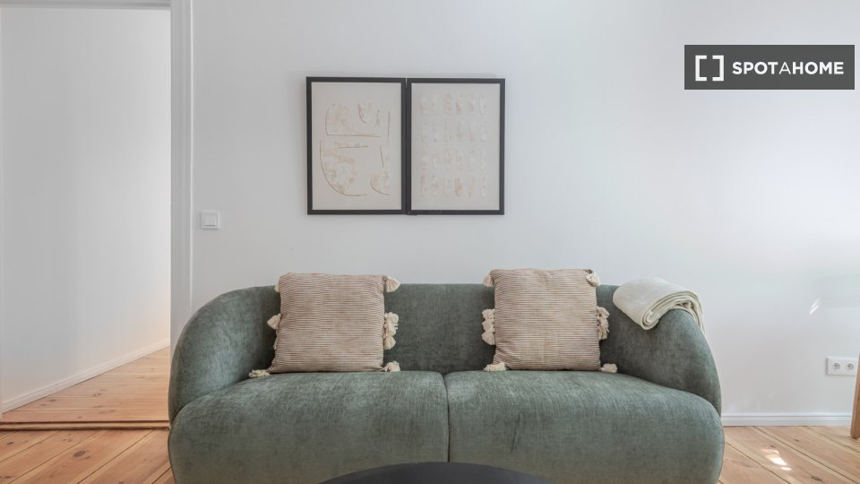 Apartment Berlin, 1 bed, 53m² — photo 1