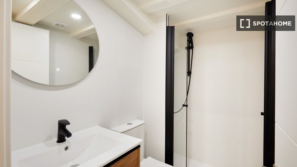 Apartment mono Barcelone, 18m² — photo 7