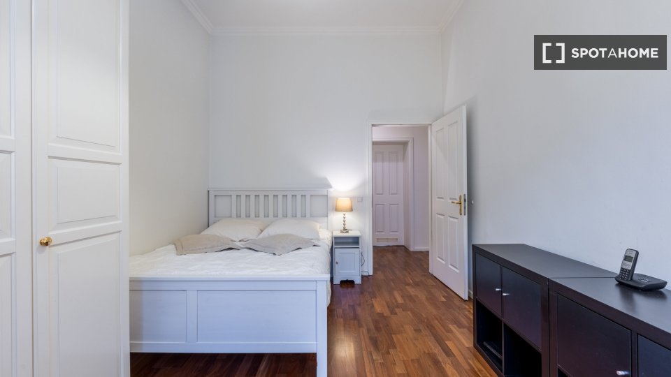 Apartment Berlin, 2 beds, 100m² — photo 1