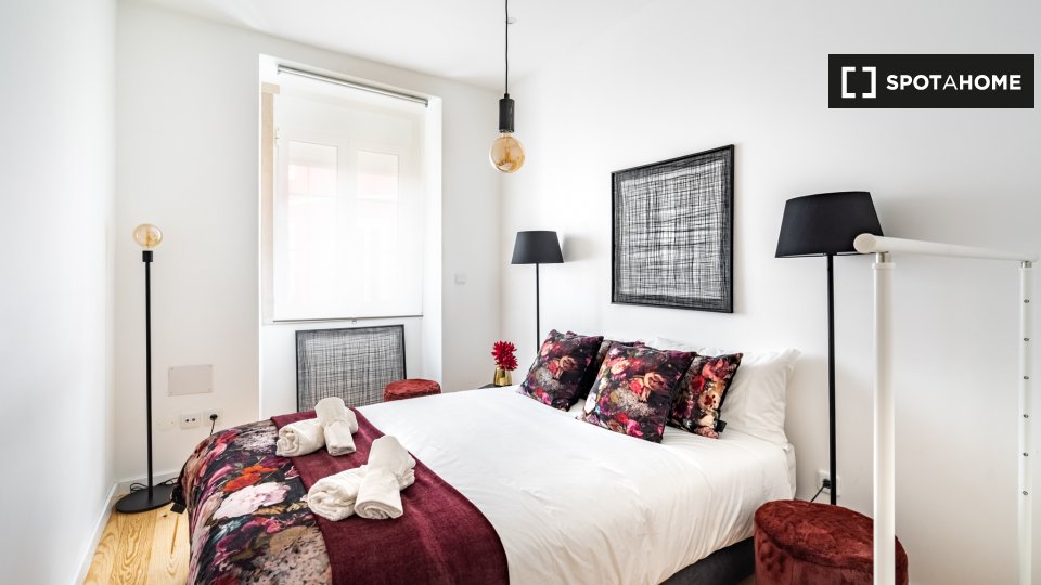 Apartment Lisbon, 2 beds — photo 14