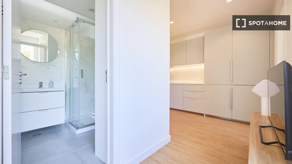 Double room Lisbon, 4 beds — photo 2