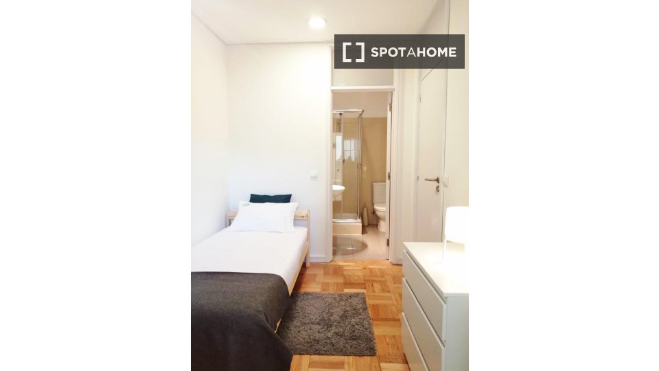 Double room Porto, 8 beds — photo 3