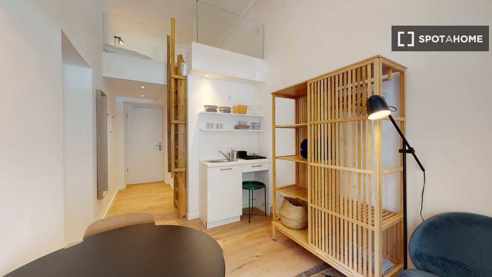 Apartment Berlin, 8 beds — photo 14