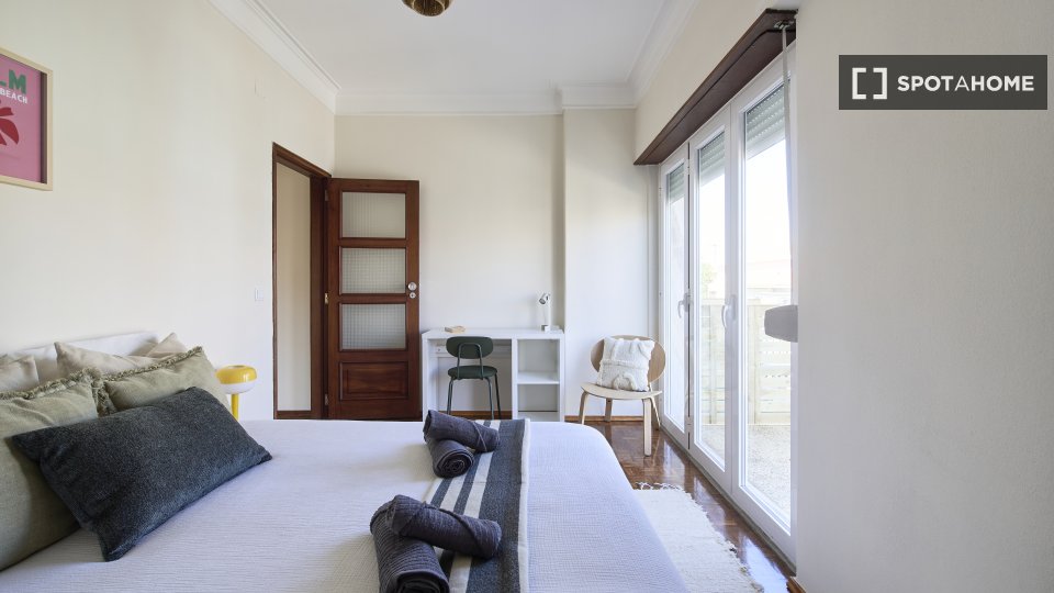 Double room Lisbon, 10 beds — photo 8