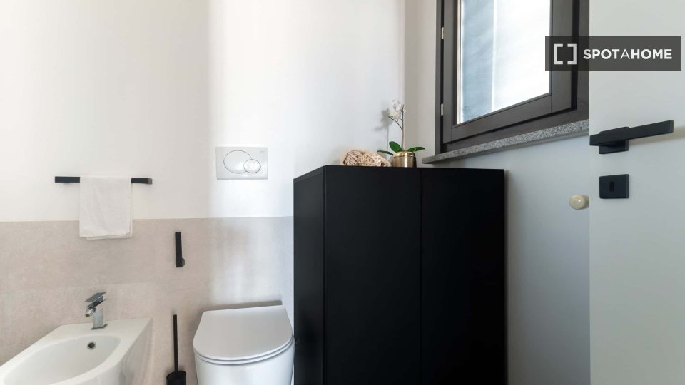 Apartment Milan, 1 bed, 92m² — photo 18