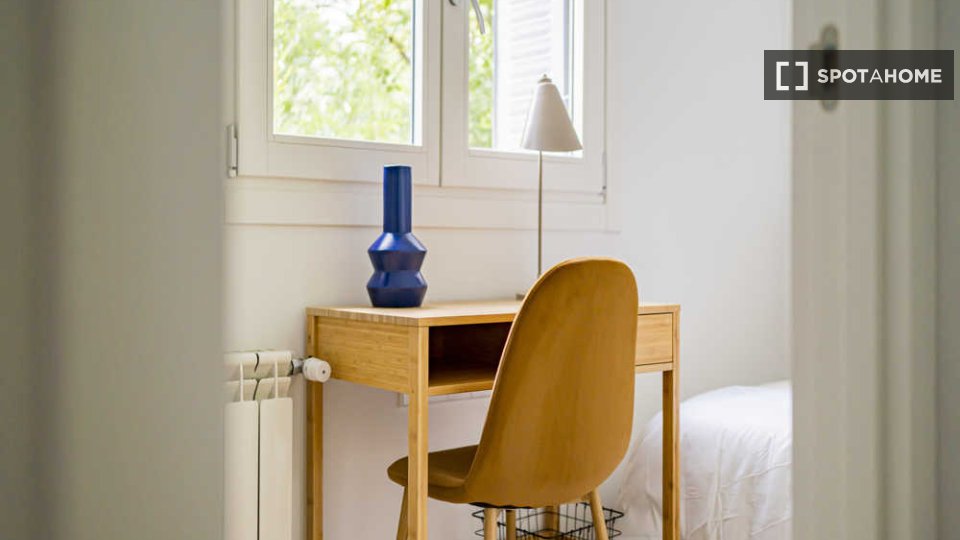 Double room Madrid, 4 beds — photo 102