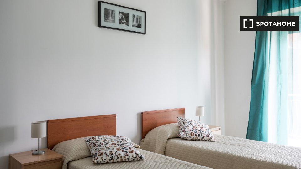 Double room Rome, 3 beds — photo 2
