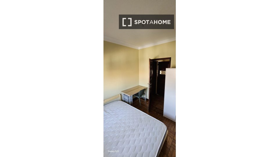 Double room Porto, 5 beds, 120m² — photo 12