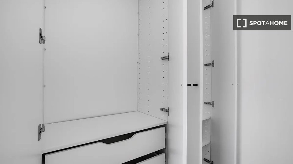 Double room Madrid, 11 beds — photo 37