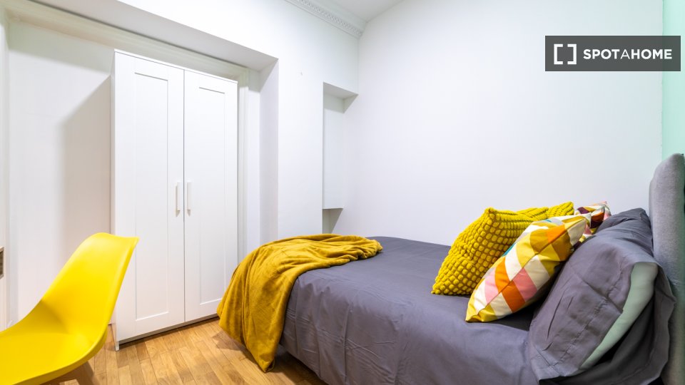 Double room Madrid, 13 beds, 301m² — photo 6