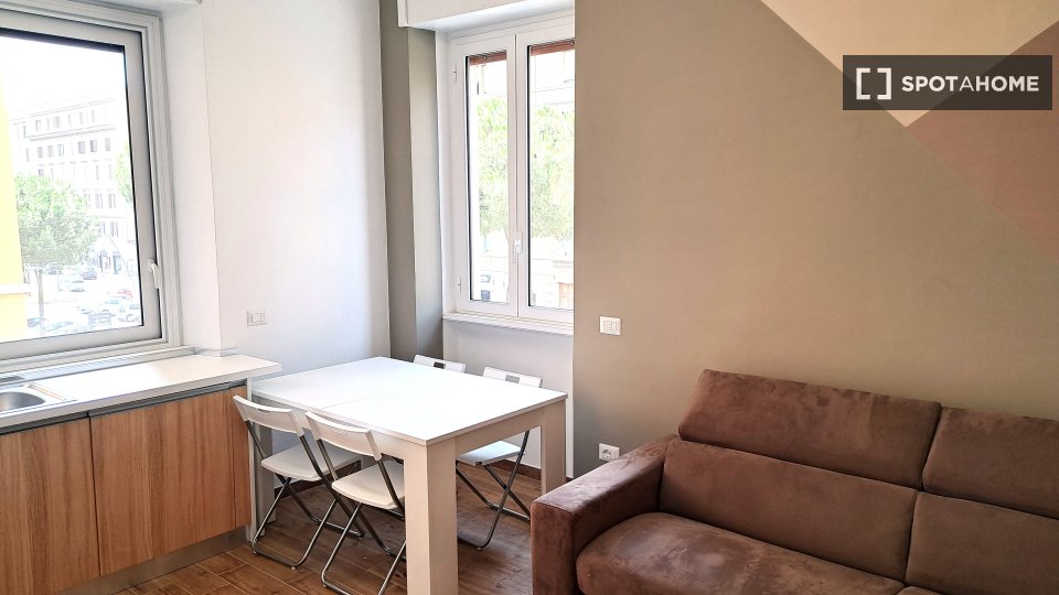 Apartment Rome, 2 beds, 60m² — photo 11