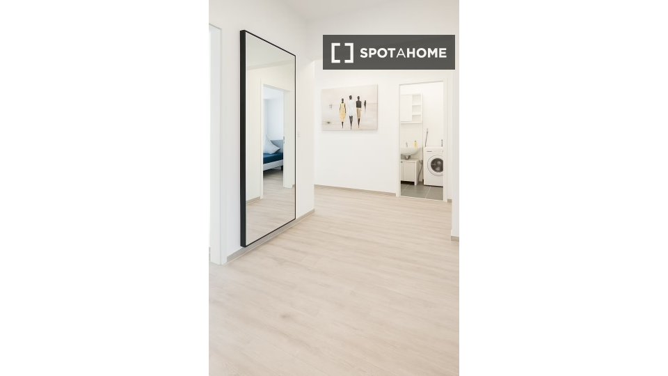 Double room Munich, 4 beds — photo 11