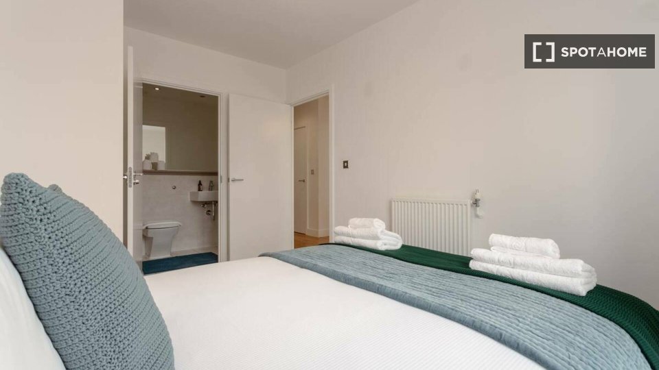 Apartment London, 2 beds — photo 16
