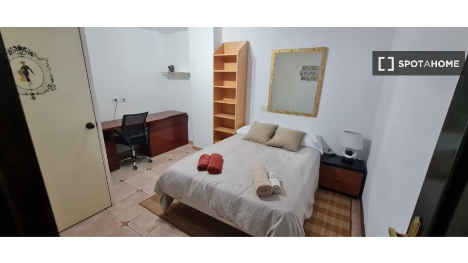 Double room Vigo, 2 beds, 60m² — photo 12