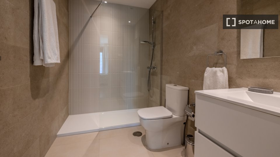 Apartment Malaga, 2 beds, 107m² — photo 16