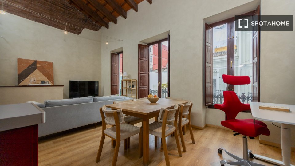 Apartment Valencia, 2 beds, 75m² — photo 29