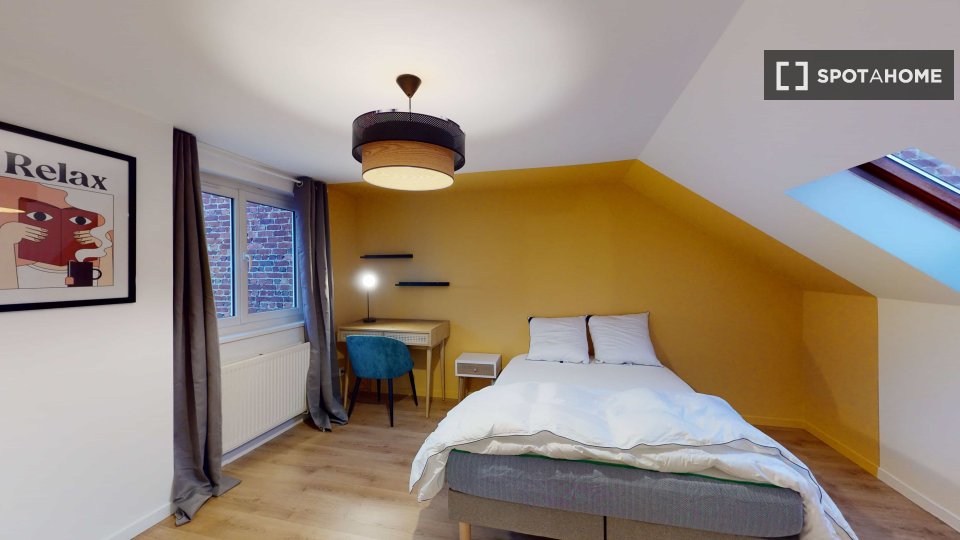 Double room Lille, 18 beds — photo 10