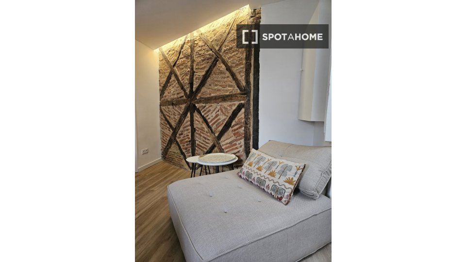 Apartment Lisbon, 1 bed — photo 10