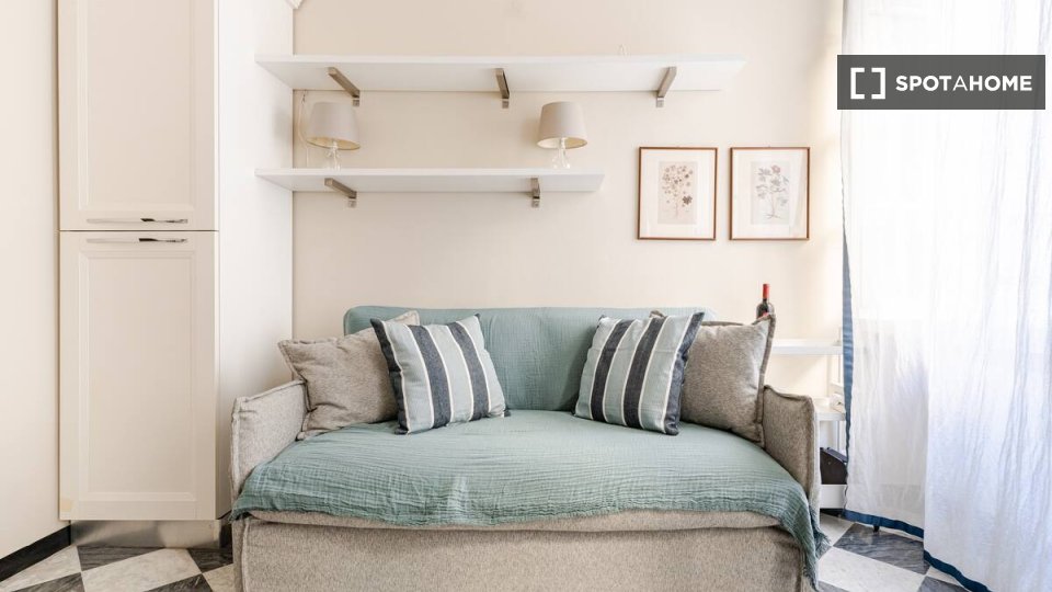 Apartment Genoa, 1 bed — photo 2