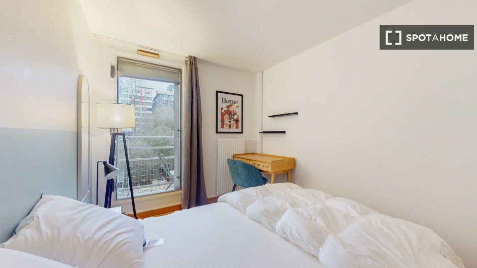 Double room Paris, 12 beds — photo 15