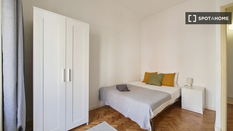 Double room Lisbon, 5 beds — photo 3
