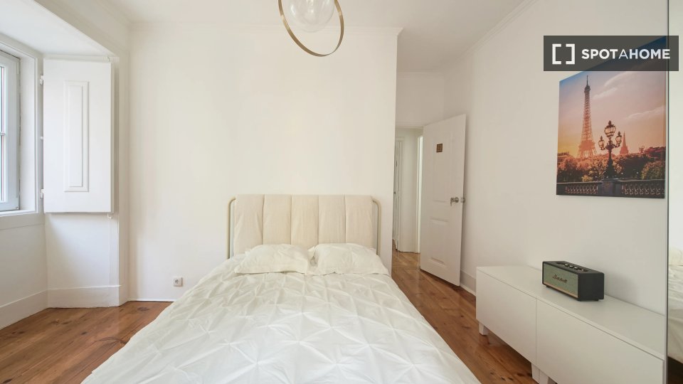 Double room Lisbon, 8 beds — photo 3