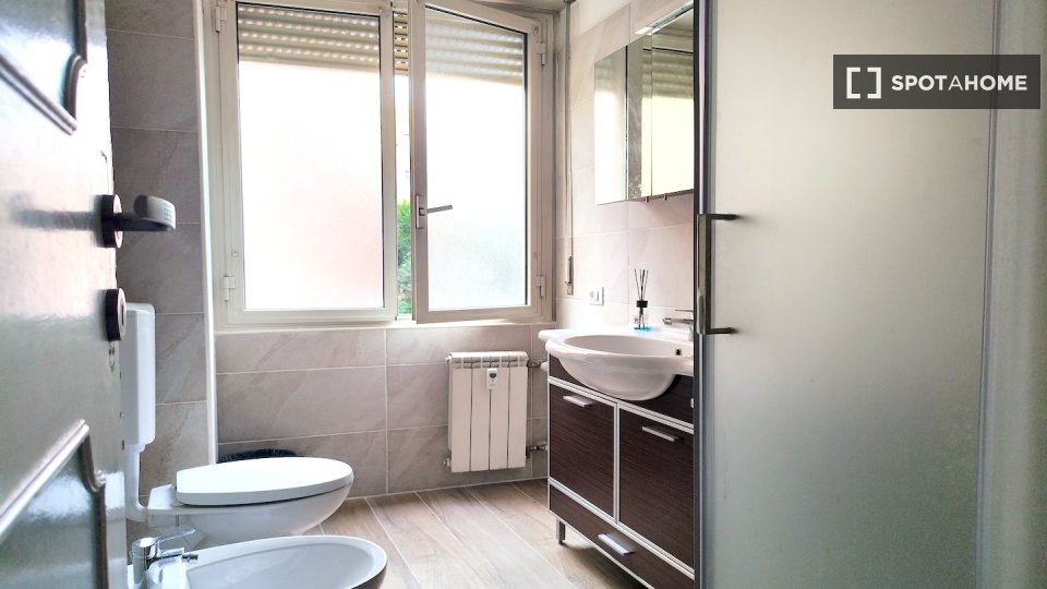 Double room Rome, 6 beds, 150m² — photo 35