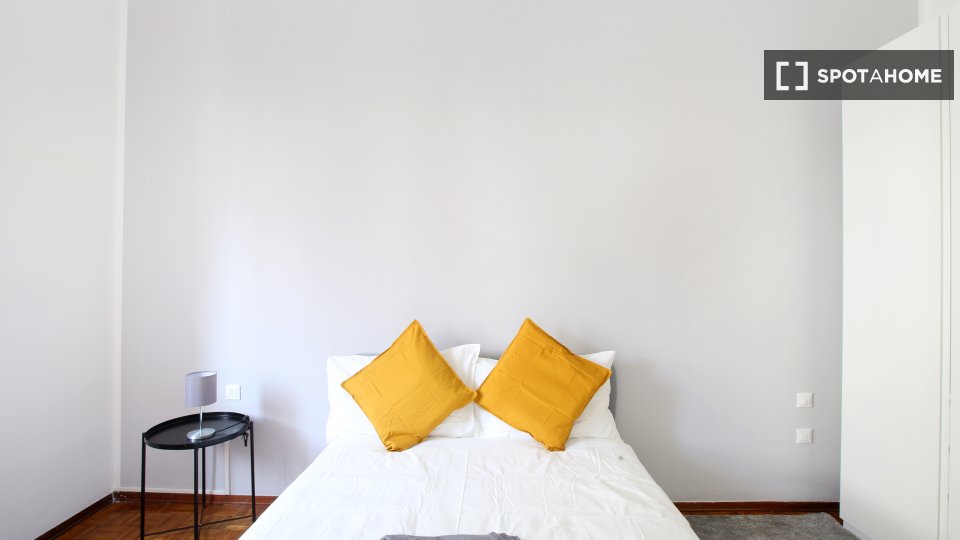 Double room Milan, 3 beds, 80m² — photo 3