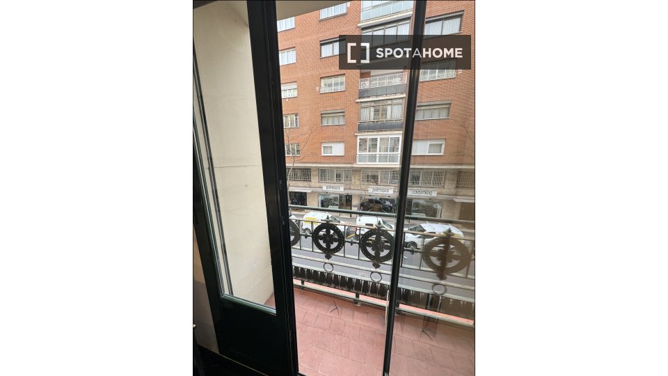 Double room Madrid, 20 beds, 5000m² — photo 13