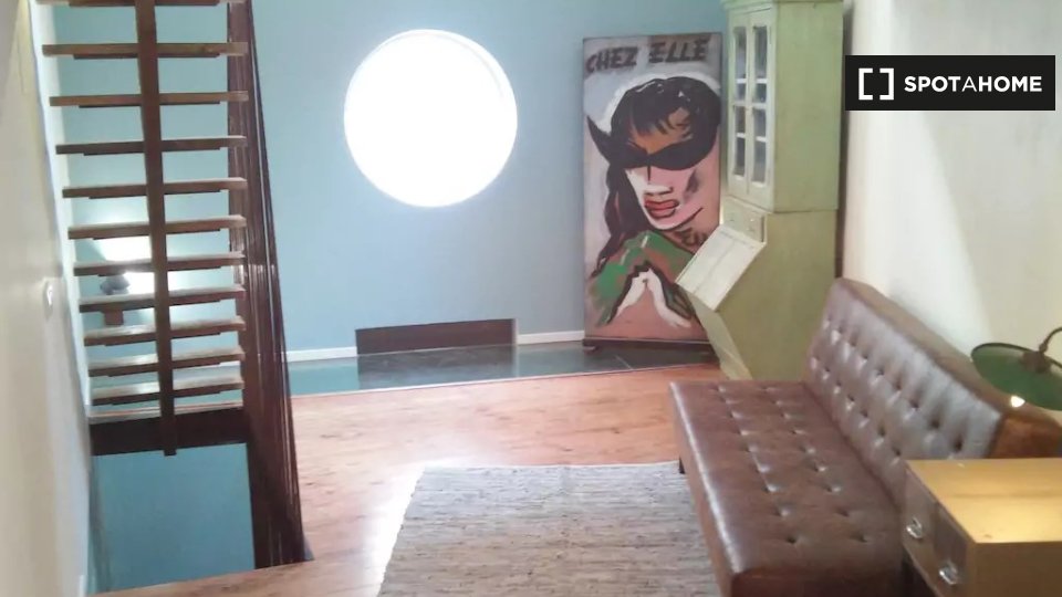 Apartment Lisbon, 2 beds, 60m² — photo 17