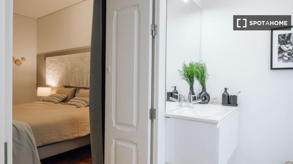 Apartment Lisbon, 3 beds — photo 3