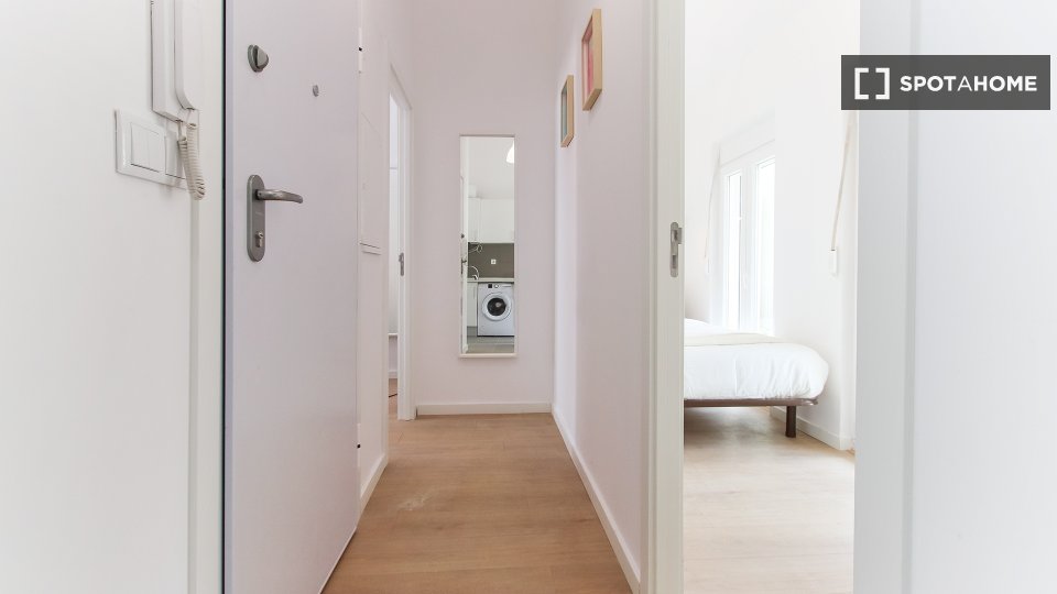 Apartment Lisbon, 2 beds — photo 9