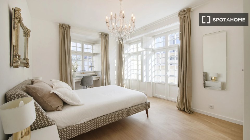 Double room Lisbon, 7 beds — photo 1