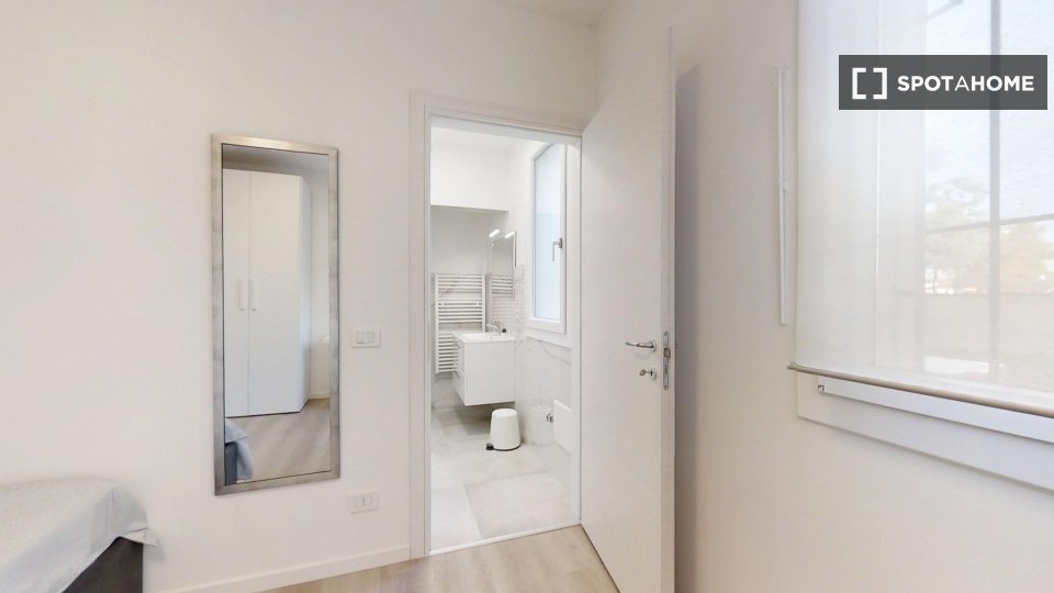 Double room Padua, 3 beds — photo 19