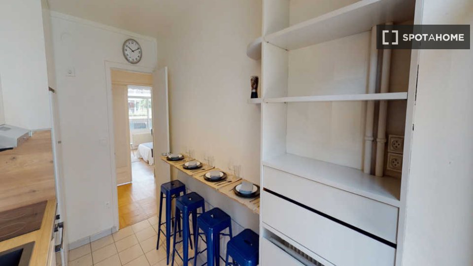 Double room Paris, 4 beds, 80m² — photo 2
