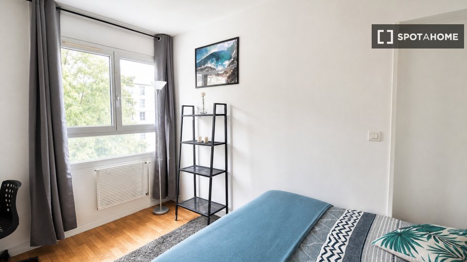 Chambre double Paris, 4 chambres — photo 26
