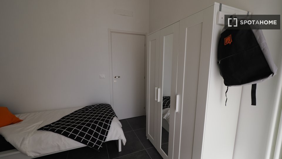 Double room Turin, 7 beds — photo 2