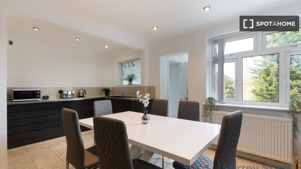 Apartment London, 4 beds — photo 43