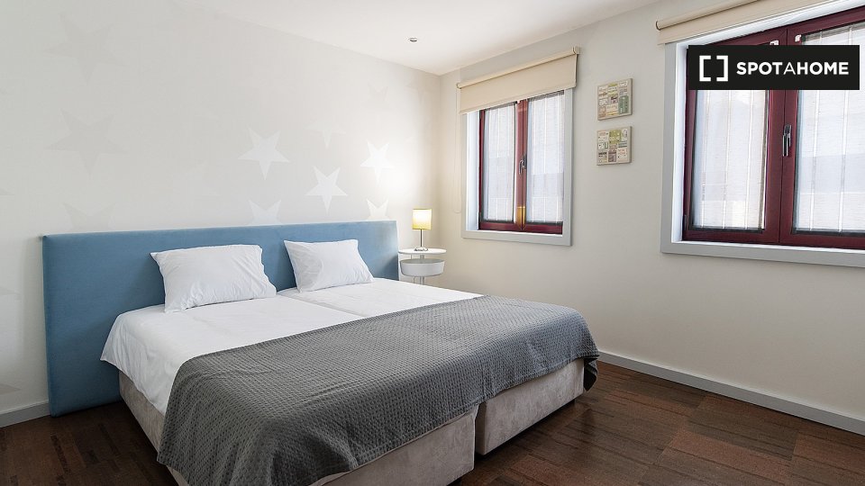 Apartment Porto, 1 bed, 150m² — photo 14