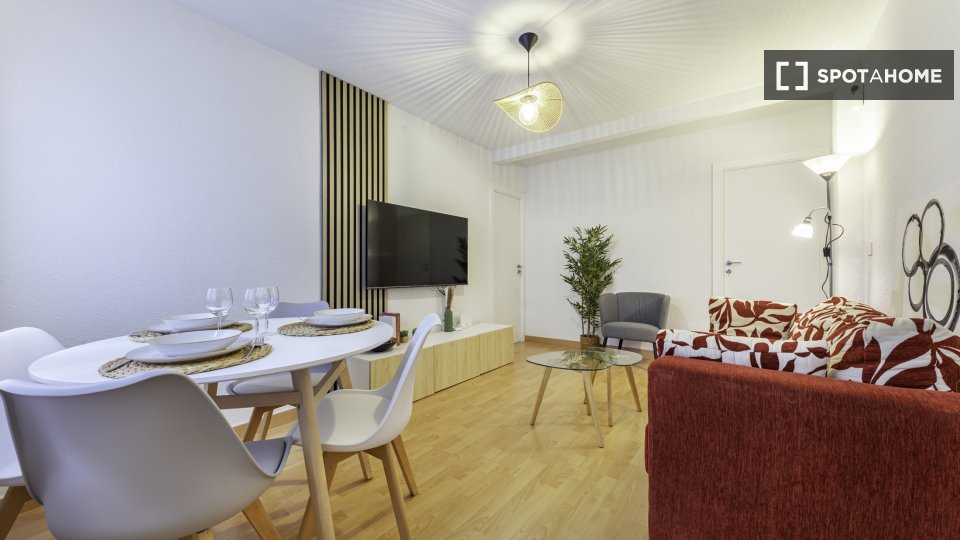Double room Alicante, 4 beds, 103m² — photo 4