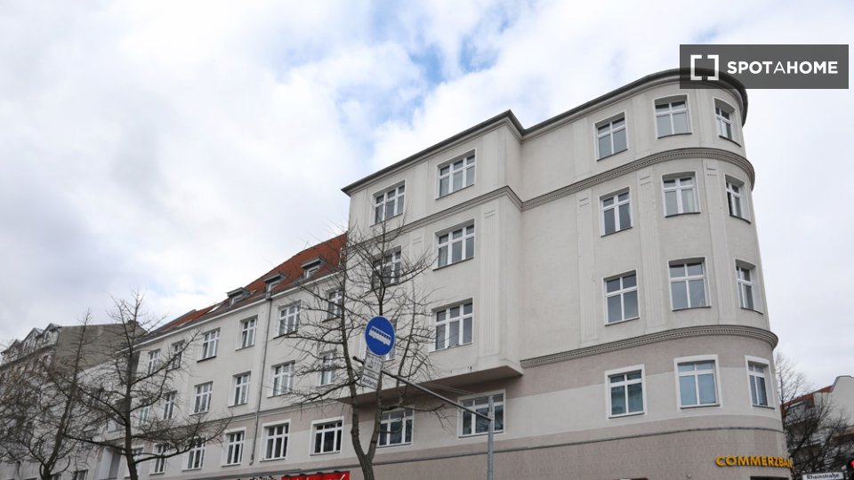 Double room Berlin, 4 beds, 105m² — photo 16