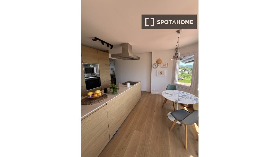 Double room Barcelona, 4 beds, 185m² — photo 11