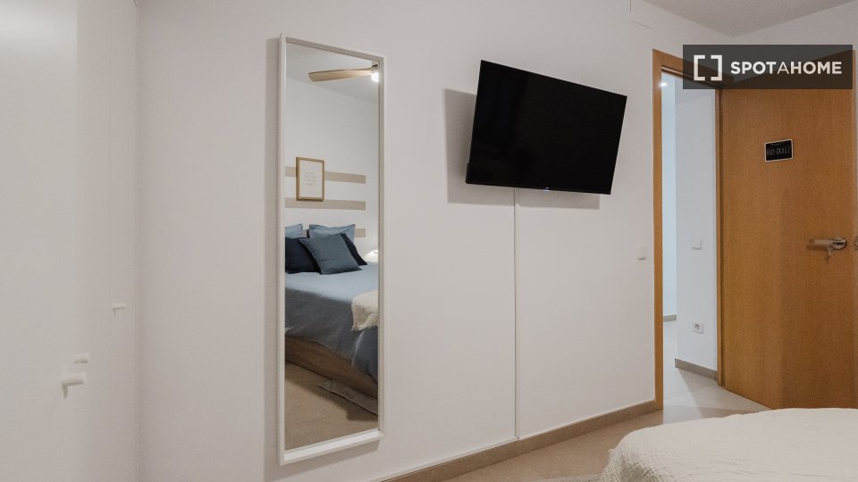 Double room Barcelona, 3 beds, 62m² — photo 10