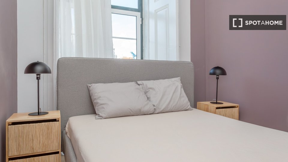 Double room Lisbon, 9 beds — photo 47