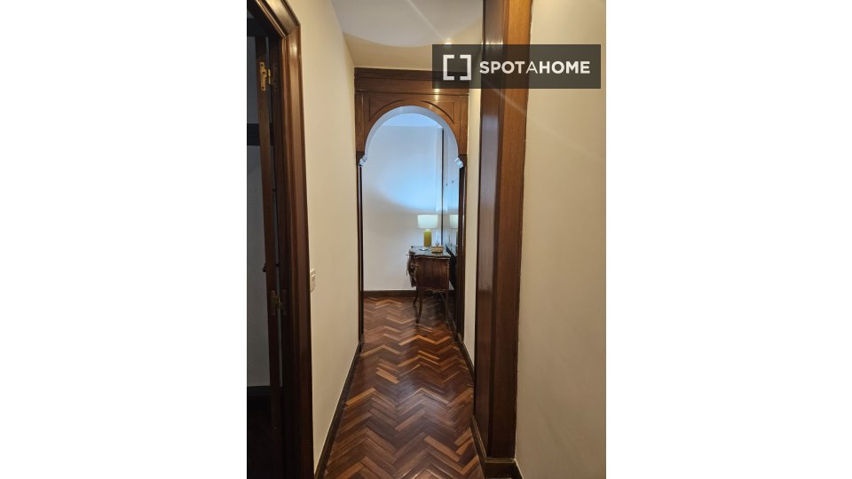 Double room Zaragoza, 4 beds, 114m² — photo 3