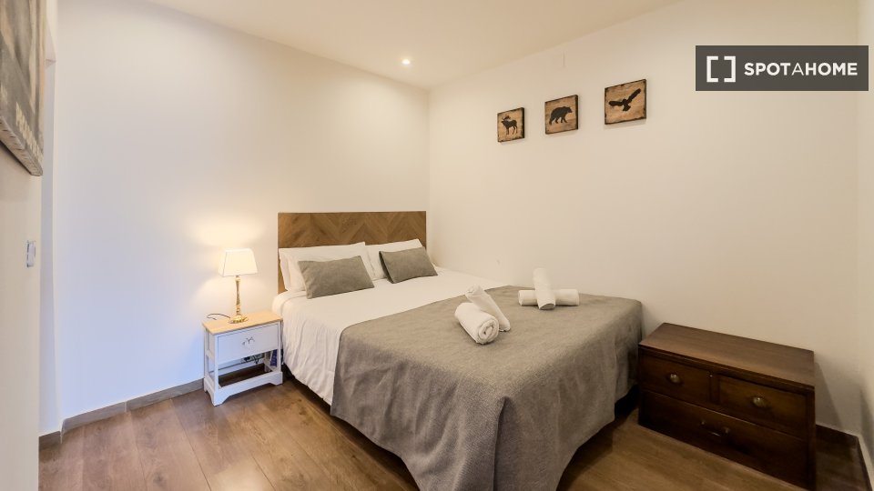 Apartment Barcelona, 2 beds, 80m² — photo 4