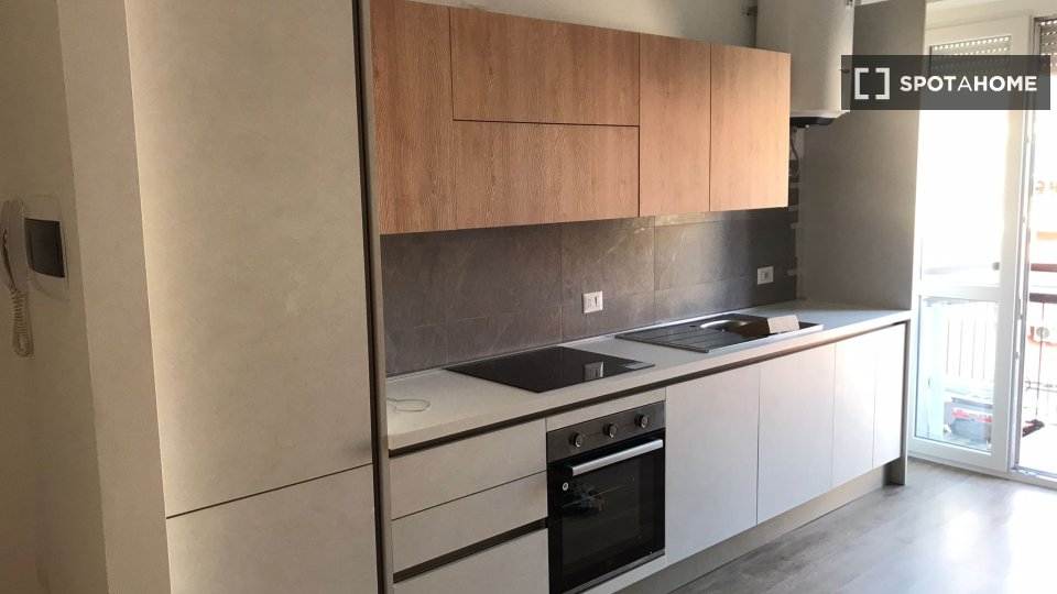 Double room Milan, 2 beds, 62m² — photo 3