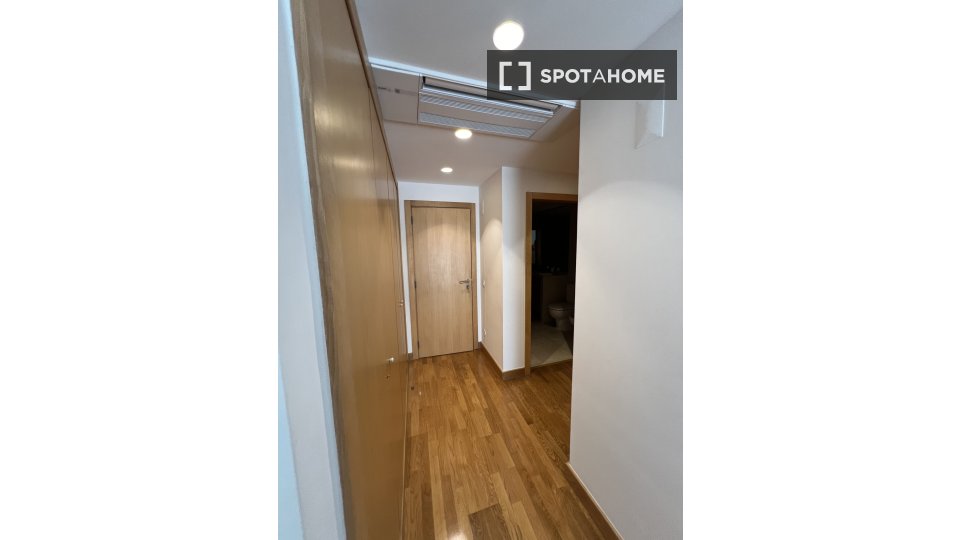 Apartment Lisbon, 3 beds — photo 18