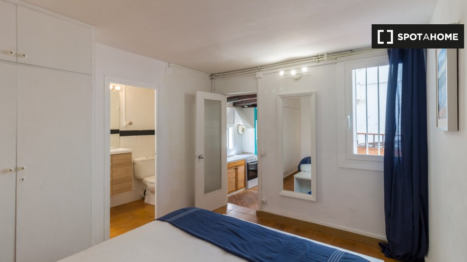 Apartment Barcelona, 1 bed, 40m² — photo 8