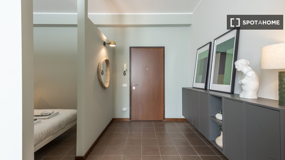 Apartment Milan, 1 bed, 55m² — photo 11